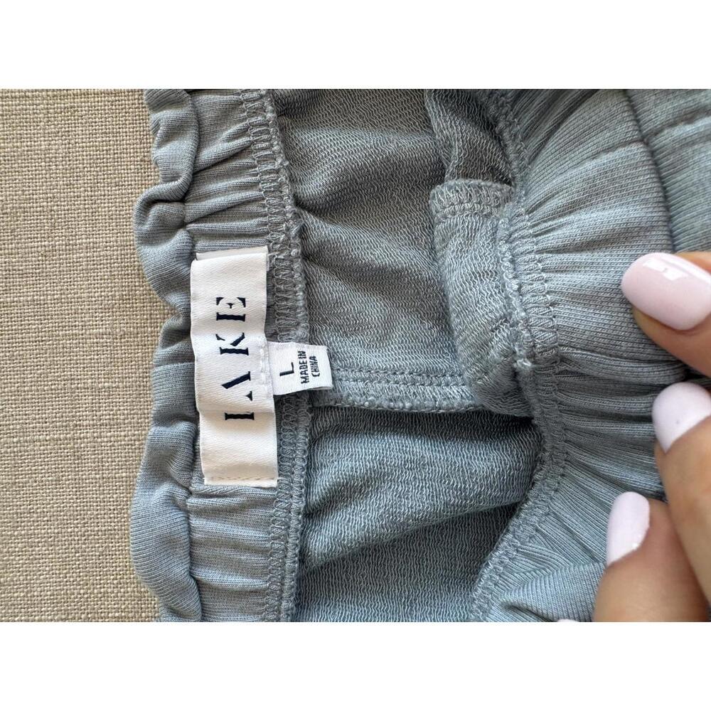 Lake Relax Shorts Set in Dusty Blue Size Large - Picture 6 of 7